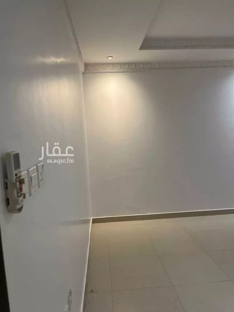 شقة للإيجار في شارع المغيرة بن شعبة, حي الملك فهد, مدينة الرياض, منطقة الرياض 6