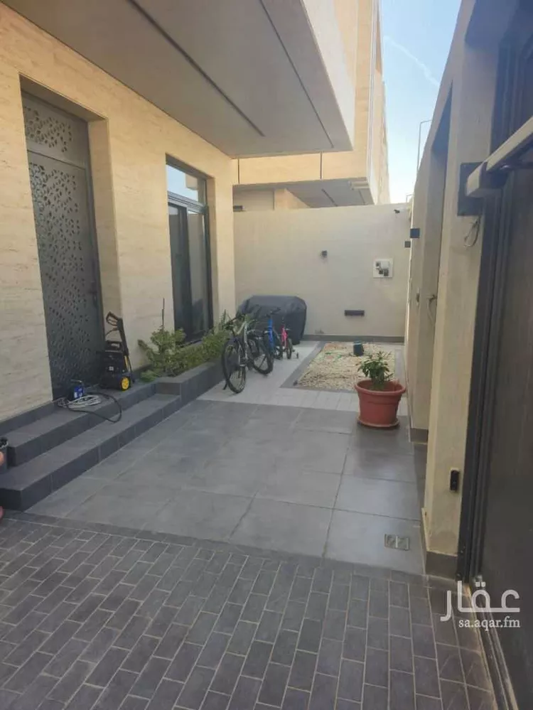 فيلا للبيع في شارع لبيد بن عطارد, حي النرجس, مدينة الرياض, منطقة الرياض صورة 2