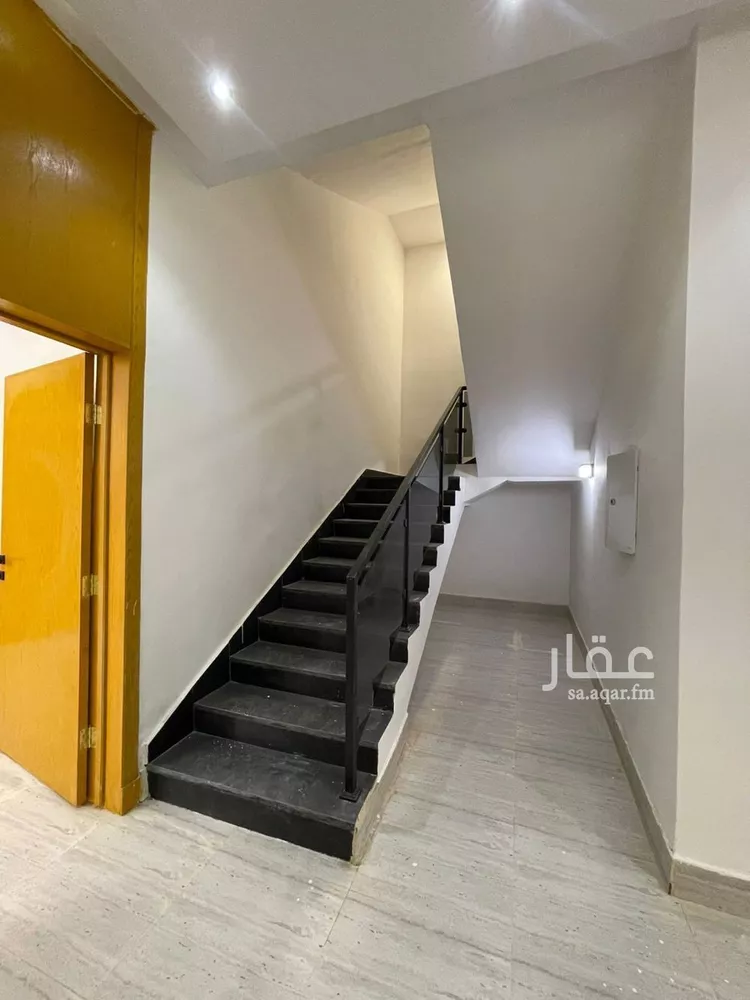 فيلا للبيع في شارع القاسم بن عبدالواحد, حي طويق, مدينة الرياض, منطقة الرياض صورة 3