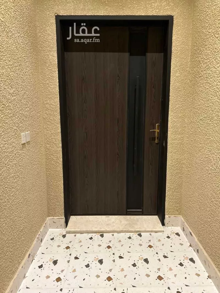 فيلا للبيع في شارع اسد السنة, حي الفاروق, مدينة الرياض, منطقة الرياض صورة 5