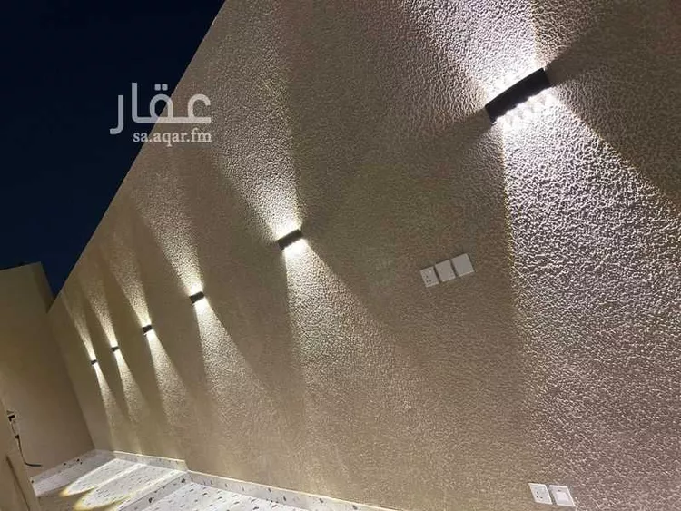 فيلا للبيع في شارع اسد السنة, حي الفاروق, مدينة الرياض, منطقة الرياض صورة 3