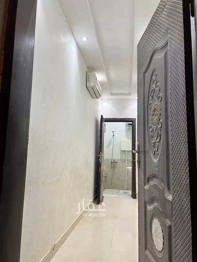 غرفة للإيجار في شارع الند, حي ظهرة لبن, الرياض