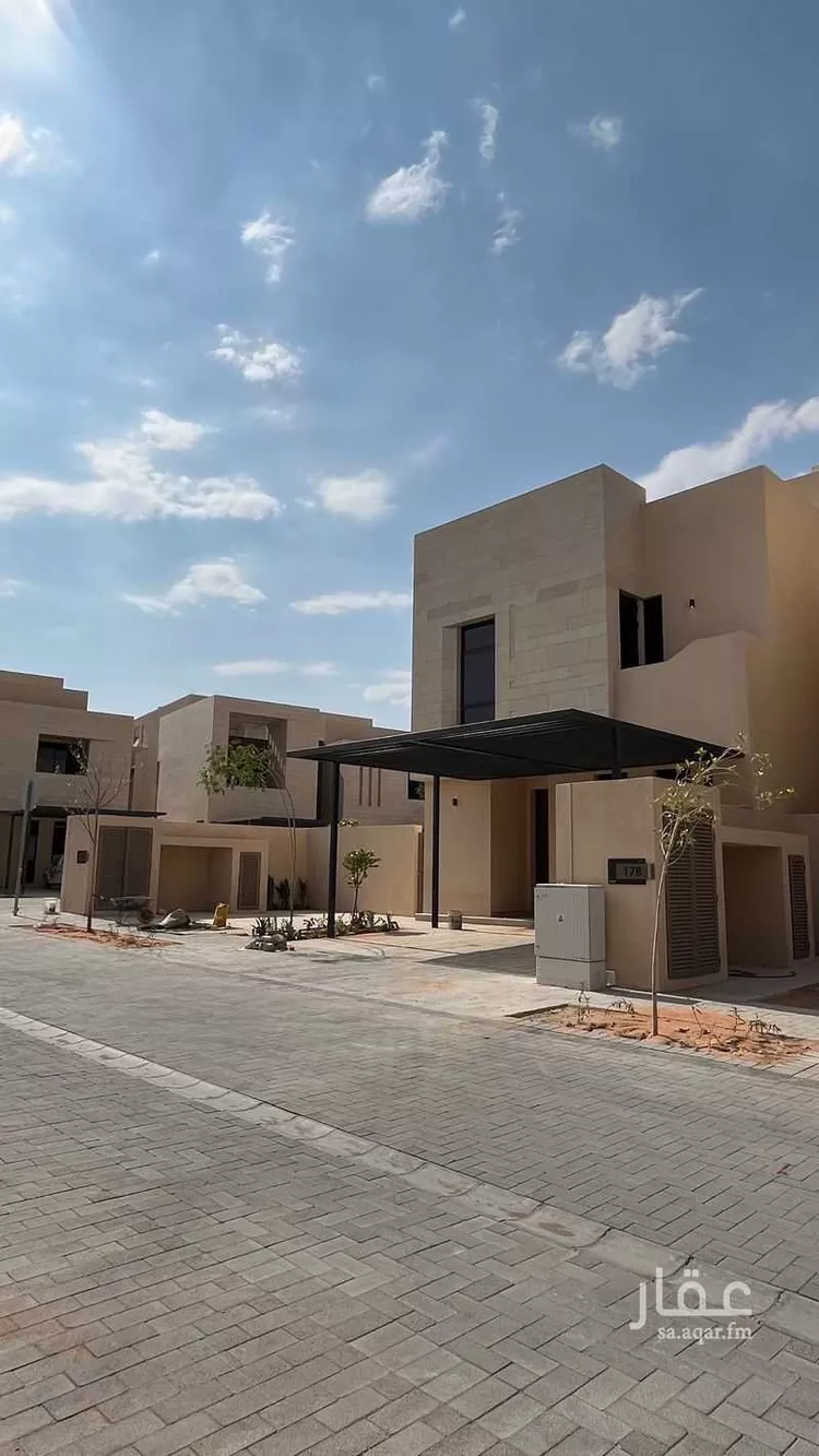 Villa for Sale in Riyadh King Khalid International Airport