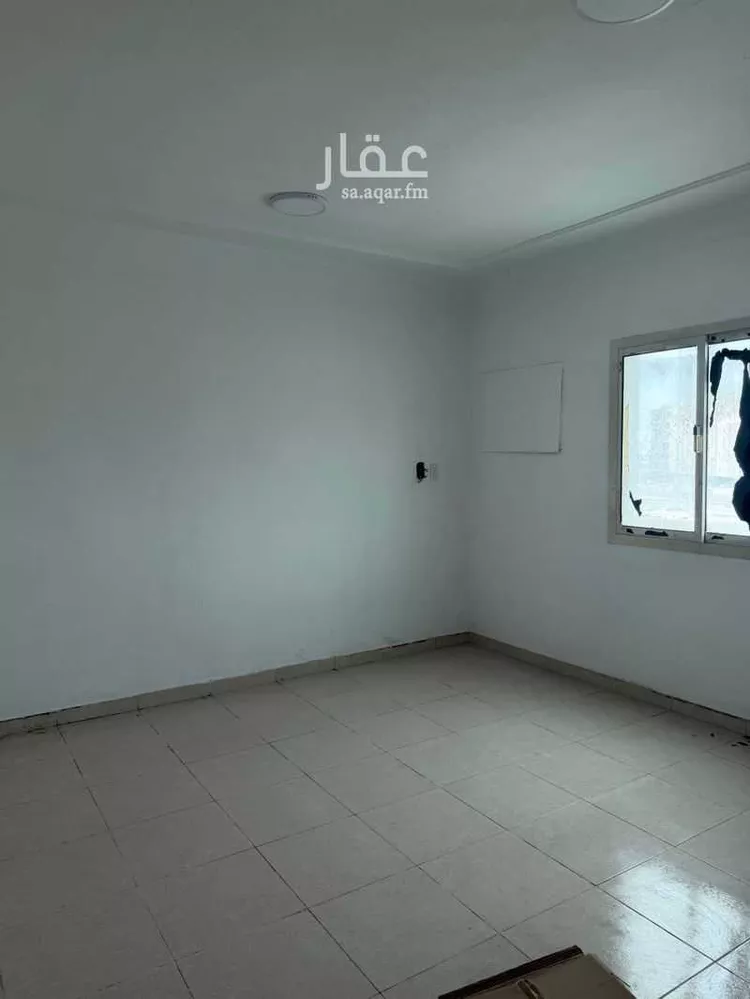شقة للإيجار في حي الجامعة ، الظهران ، الدمام