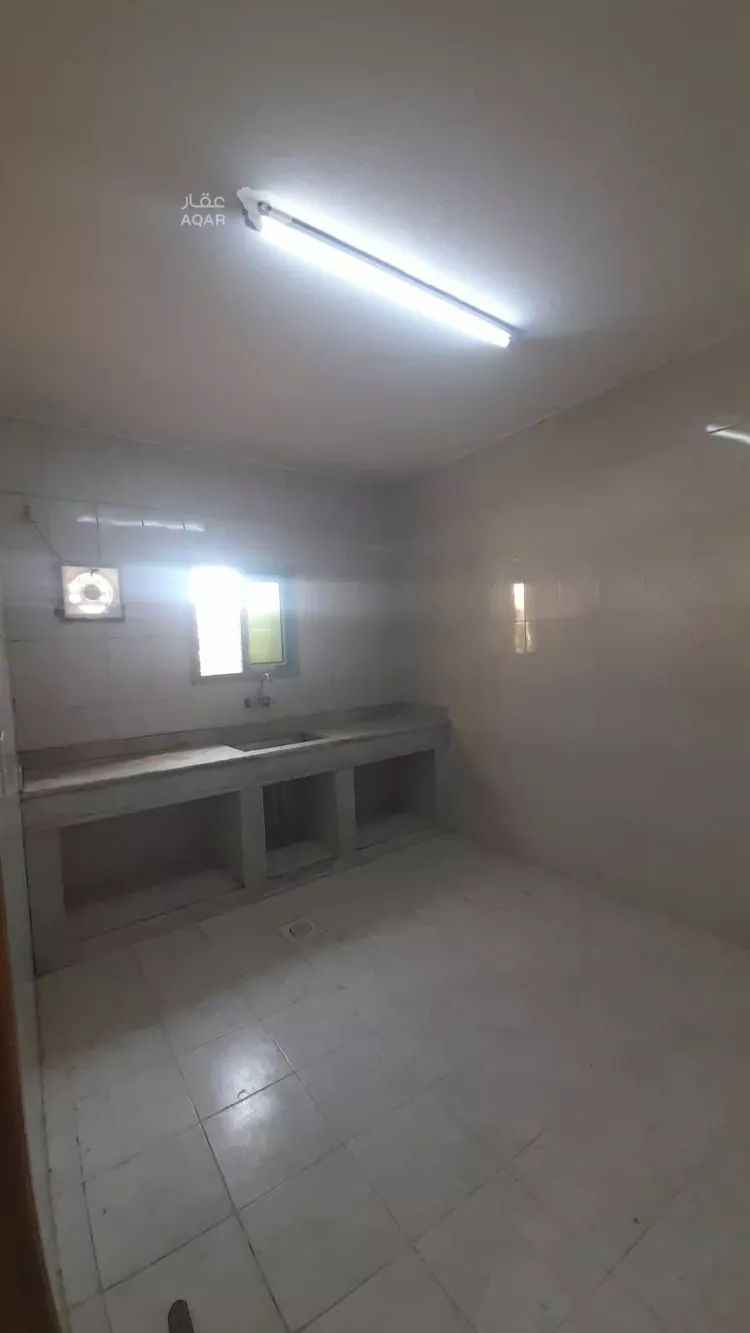 شقة للإيجار في شارع ابو بكر الصديق, حي أحد, مدينة الدمام, المنطقة الشرقية 5