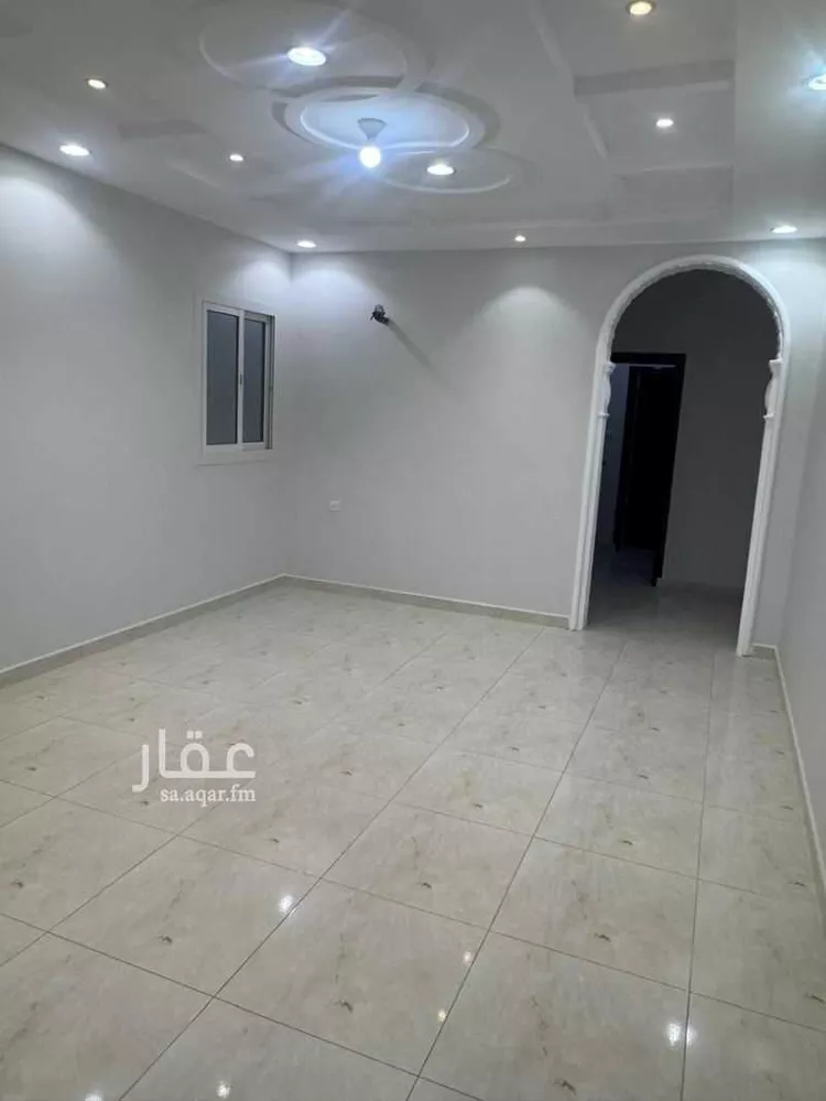 شقة للإيجار في شارع أسامة بن الأخدري, حي النسيم, مدينة الباحة, منطقة الباحة صورة 5
