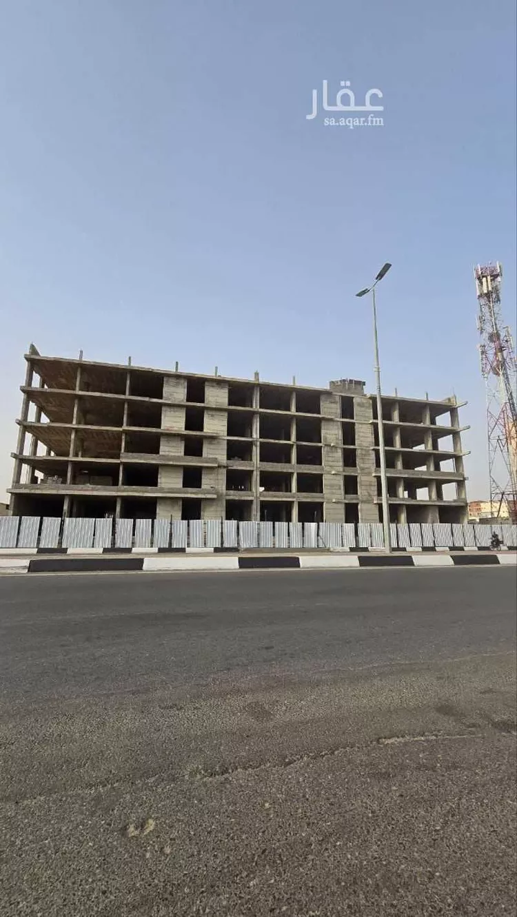 عمارة للإيجار في شارع شارع البحر, حي النهضة, مدينة بيش, منطقة جازان صورة 3