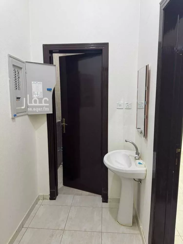 شقة للإيجار في شارع العشاب ، حي المعيزلة ، الرياض ، منطقة الرياض صورة 4