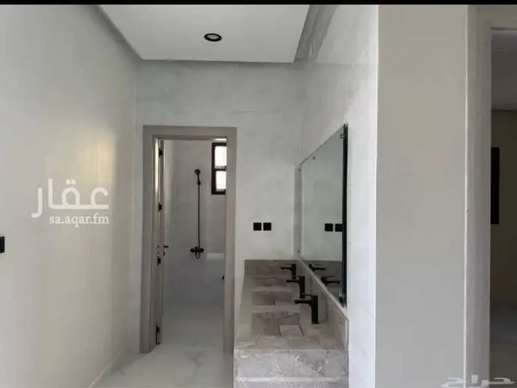 دور للبيع في شارع العام, حي السليمانية, مدينة بريده, منطقة القصيم صورة 4
