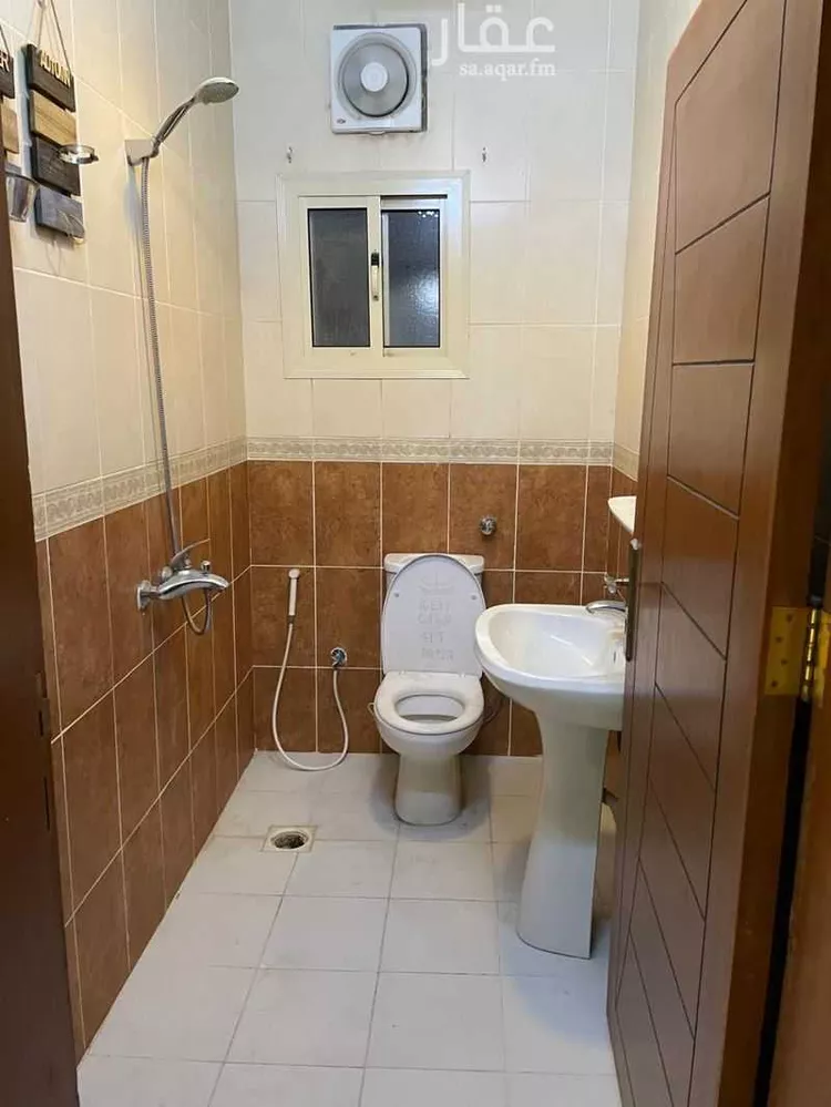 شقة للإيجار في شارع أحمد بن محمد بن برد ، حي السامر ، جدة ، جدة