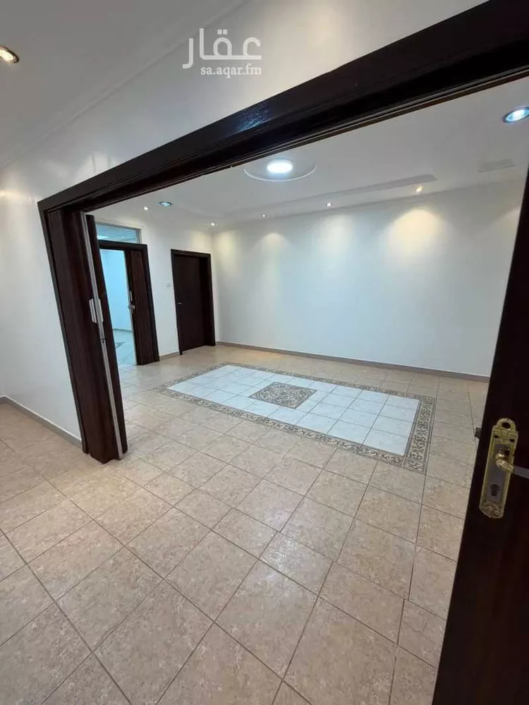 فيلا للبيع في شارع الصافي, حي الربوة, مدينة الرياض, منطقة الرياض صورة 4