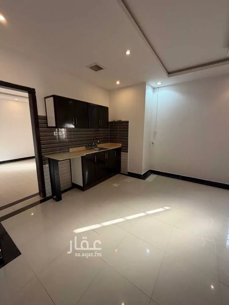 شقة للإيجار في شارع طريق صلاح الدين الايوبي, حي الربوة, مدينة الرياض, منطقة الرياض صورة 4