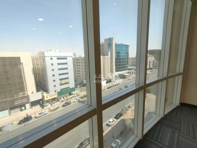 مكتب تجاري للإيجار في شارع العليا, حي العليا, مدينة الرياض, منطقة الرياض 15