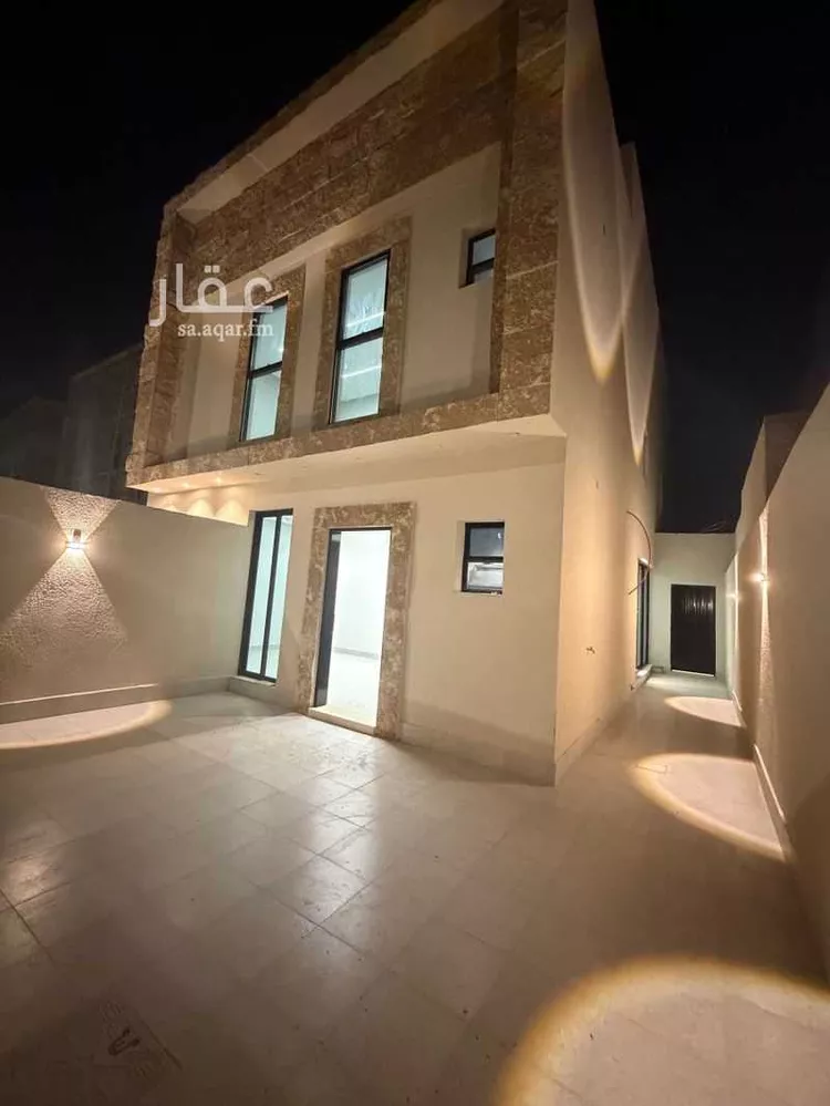 Floor for Sale in Al Kharj Al Safaa