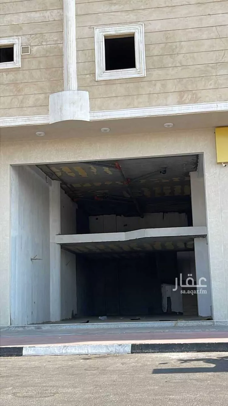 عمارة للإيجار في شارع العقير, حي الملك فهد, مدينة الاحساء, المنطقة الشرقية صورة 2