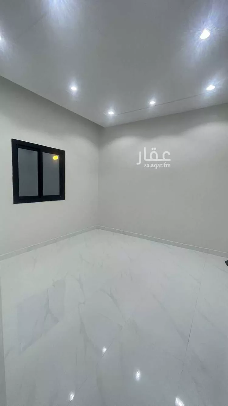 دور للبيع في شارع ابن القيم الجوزية, حي أبوكبير, مدينة المدينة المنورة, منطقة المدينة المنورة