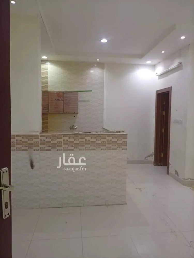 عمارة للإيجار في شارع الجميل ابن حاتم, حي ظهرة لبن, مدينة الرياض, منطقة الرياض صورة 3
