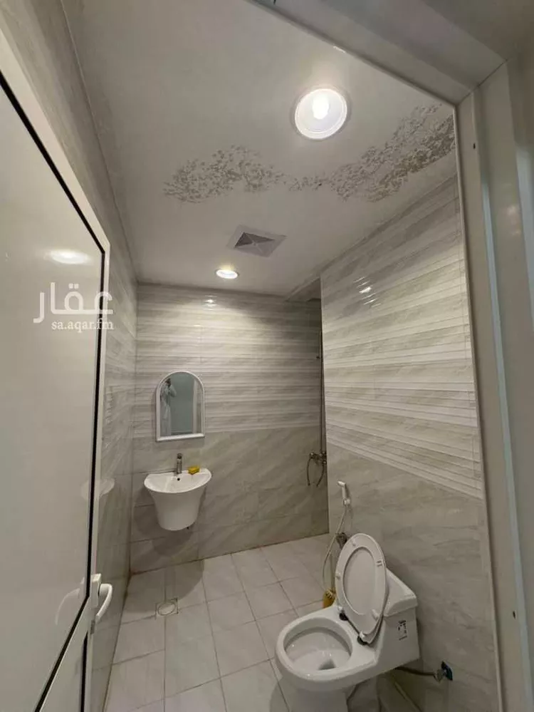 شقة للإيجار في شارع ابو الحسن الحصري ، حي العليا ، الهفوف ، الاحساء