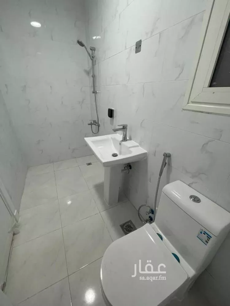 شقة للإيجار في شارع عفيف, حي الإسكان الشمالي, مدينة الدمام, المنطقة الشرقية صورة 4