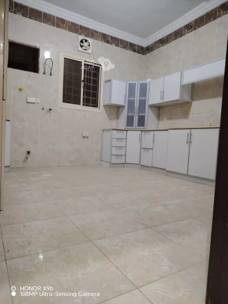 شقة للإيجار في شارع أبي القاسم الدمشقي, حي الحمدانية, مدينة جدة, منطقة مكة المكرمة 5