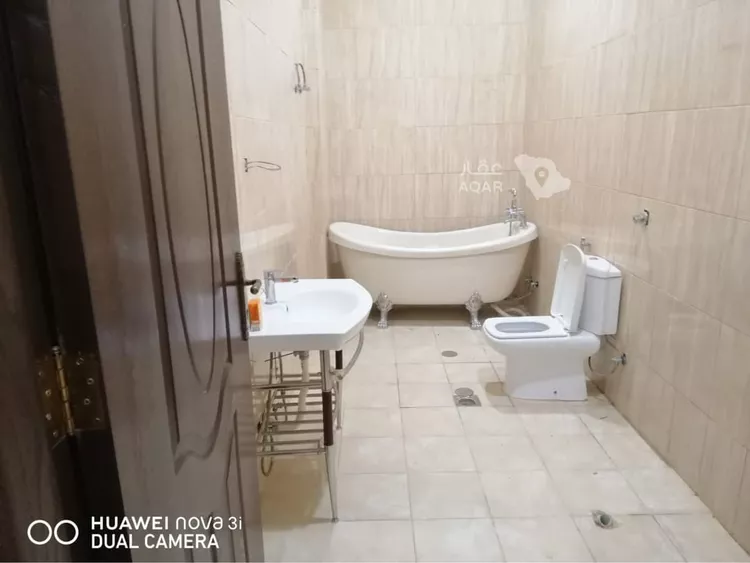 فيلا للإيجار في شارع علي بن أبي البقاء, حي أبحر الشمالية, مدينة جدة, منطقة مكة المكرمة 5