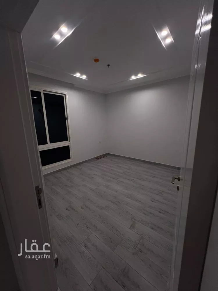 شقة للإيجار في شارع 12ا, حي الحمراء, مدينة الخبر, المنطقة الشرقية صورة 2