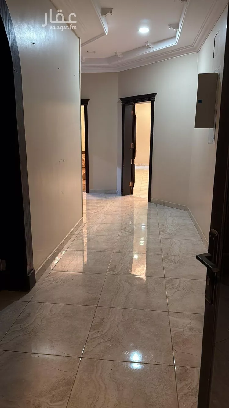 فيلا للإيجار في شارع عبدالرحمن ابن ابي عقيل, حي طيبة, مدينة الدمام, المنطقة الشرقية صورة 5