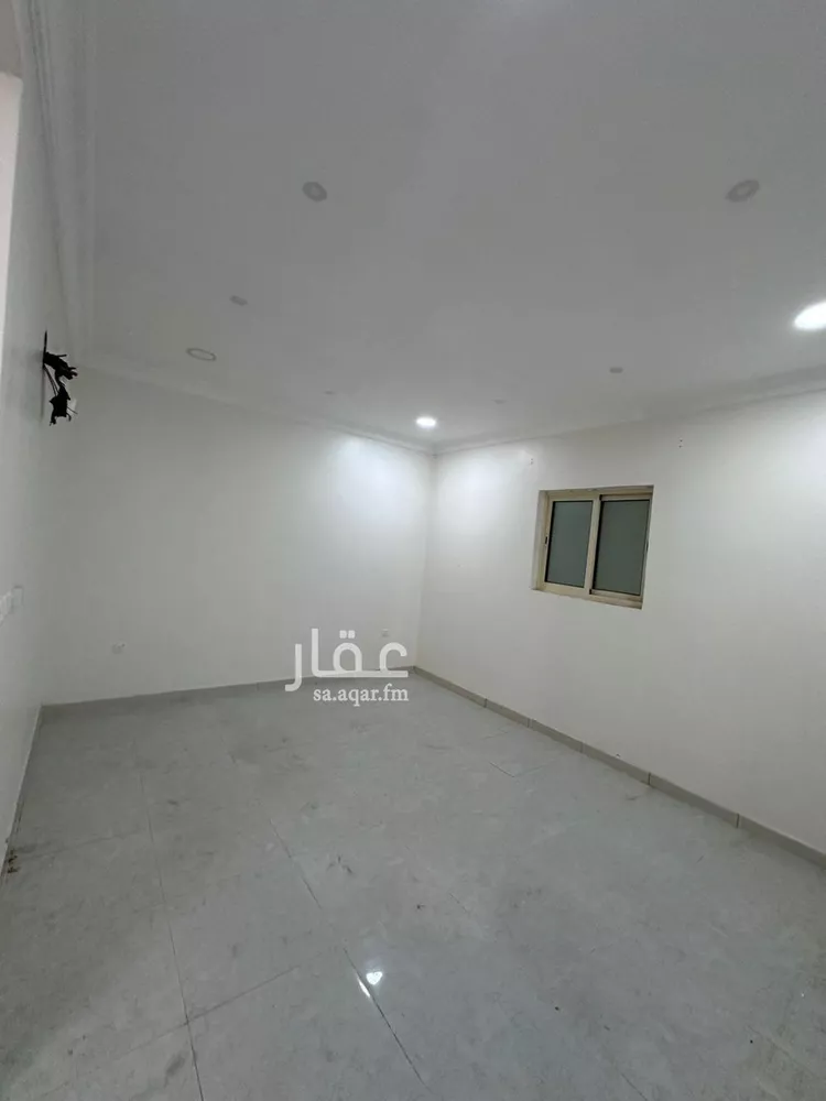 شقة للإيجار في شارع شارع الأخوات المؤمنات (رضي الله عنهم), حي لذة, مدينة الاحساء, المنطقة الشرقية