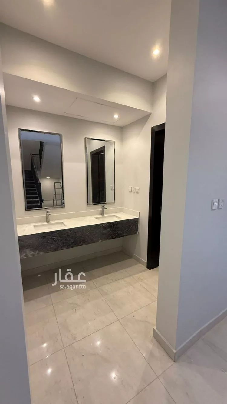 فيلا للبيع في شارع الاعتماد, حي الأمواج, مدينة الخبر, المنطقة الشرقية صورة 5