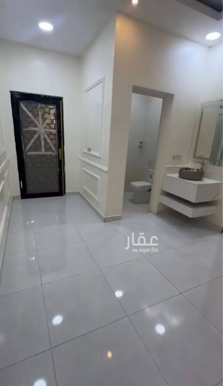 فيلا للإيجار في شارع سعود بن رشود, حي العروبة, مدينة الدمام, المنطقة الشرقية صورة 2