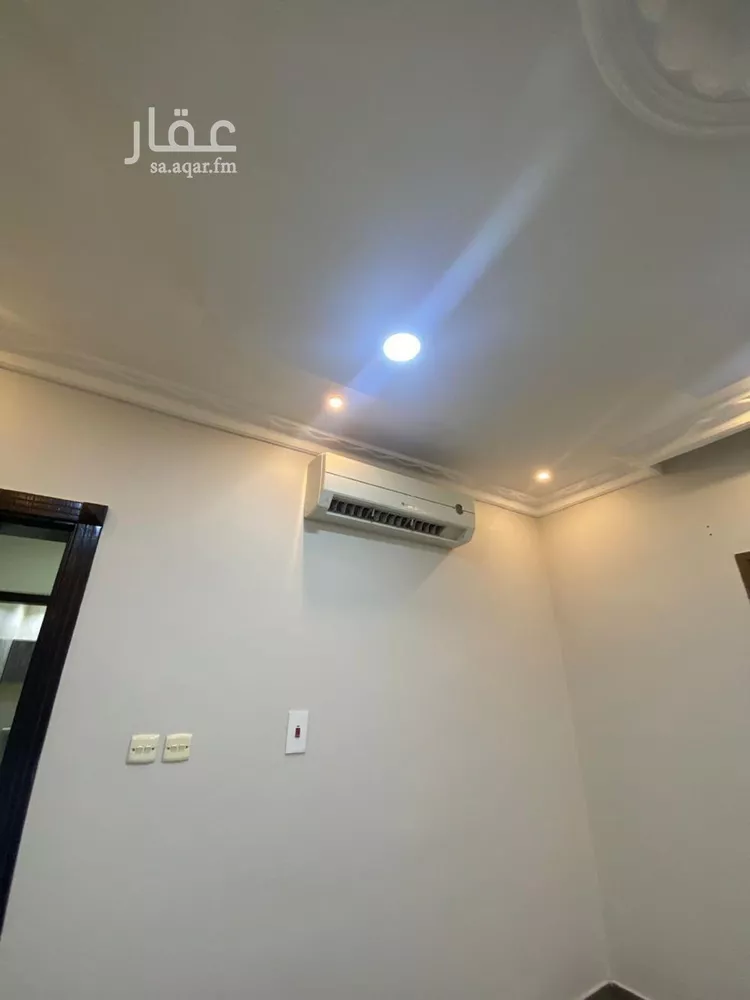 شقة للإيجار في شارع ابن الزبير, حي الزهور, مدينة الدمام, المنطقة الشرقية صورة 3