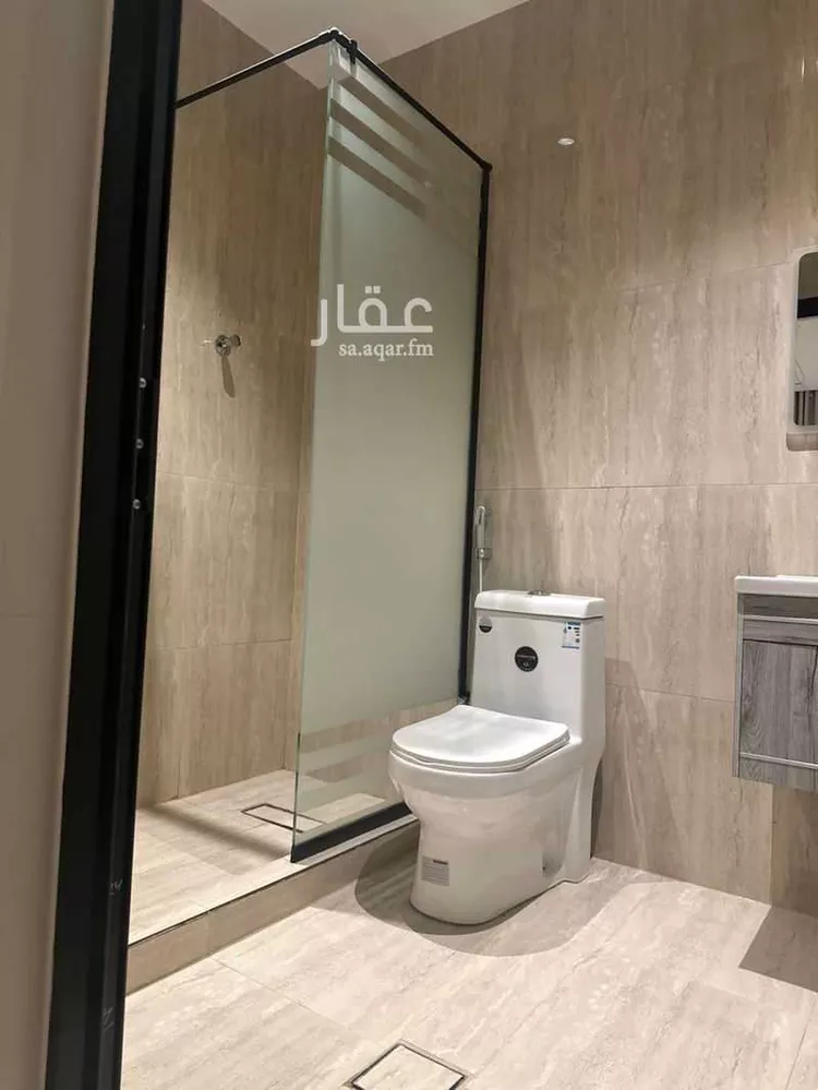 شقة للبيع في شارع العطايف, حي الحمراء, مدينة الخبر, المنطقة الشرقية 9