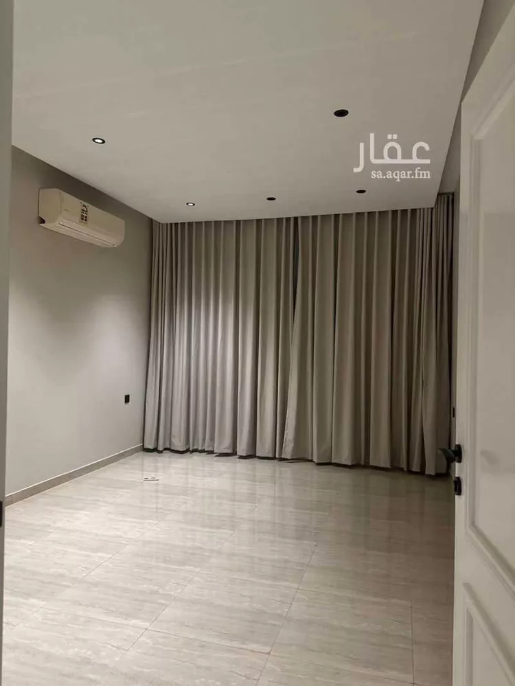 شقة للبيع في شارع العطايف, حي الحمراء, مدينة الخبر, المنطقة الشرقية 8