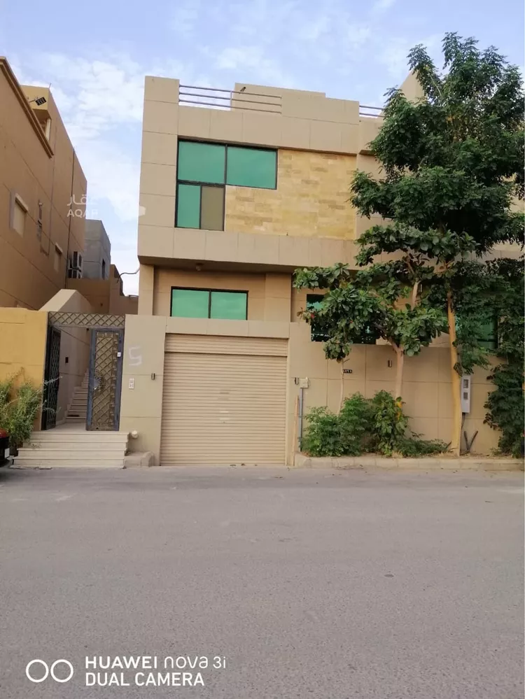 فيلا للإيجار في شارع علي بن أبي البقاء, حي أبحر الشمالية, مدينة جدة, منطقة مكة المكرمة