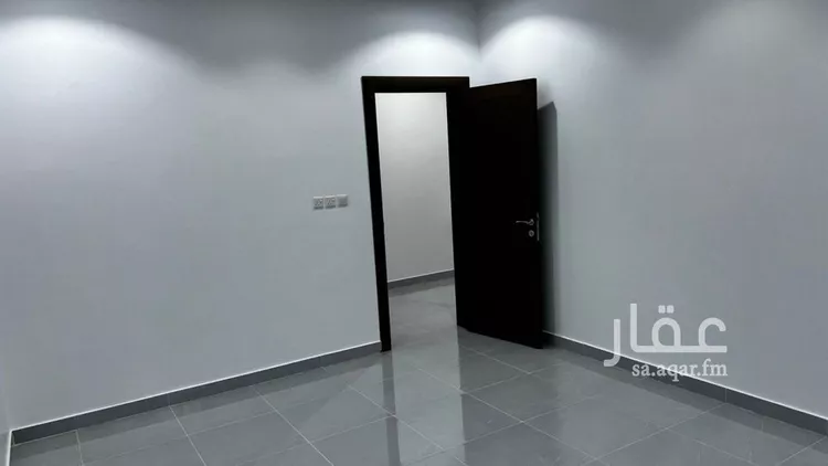 شقة للإيجار في شارع سعد بن سهل, حي اليرموك, مدينة حفر الباطن, المنطقة الشرقية صورة 4