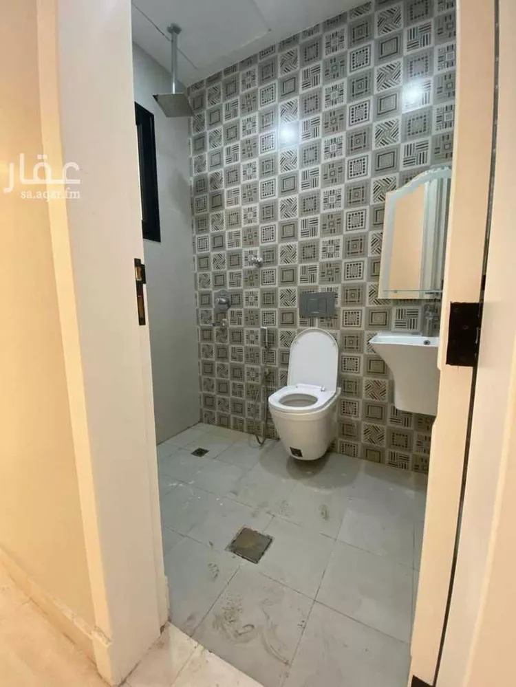 شقة للبيع في شارع جسر الملك فهد, حي الحمراء, مدينة الخبر, المنطقة الشرقية 8