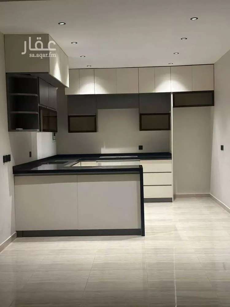 شقة للبيع في شارع العطايف, حي الحمراء, مدينة الخبر, المنطقة الشرقية 7
