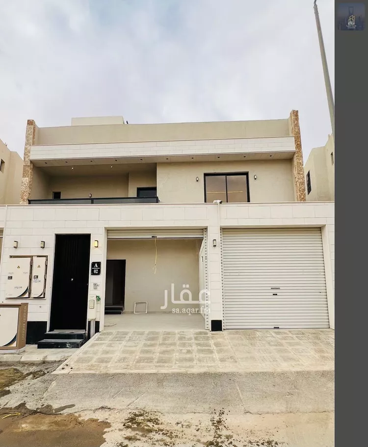 Floor for Sale in Riyadh Al Janadriyah 11