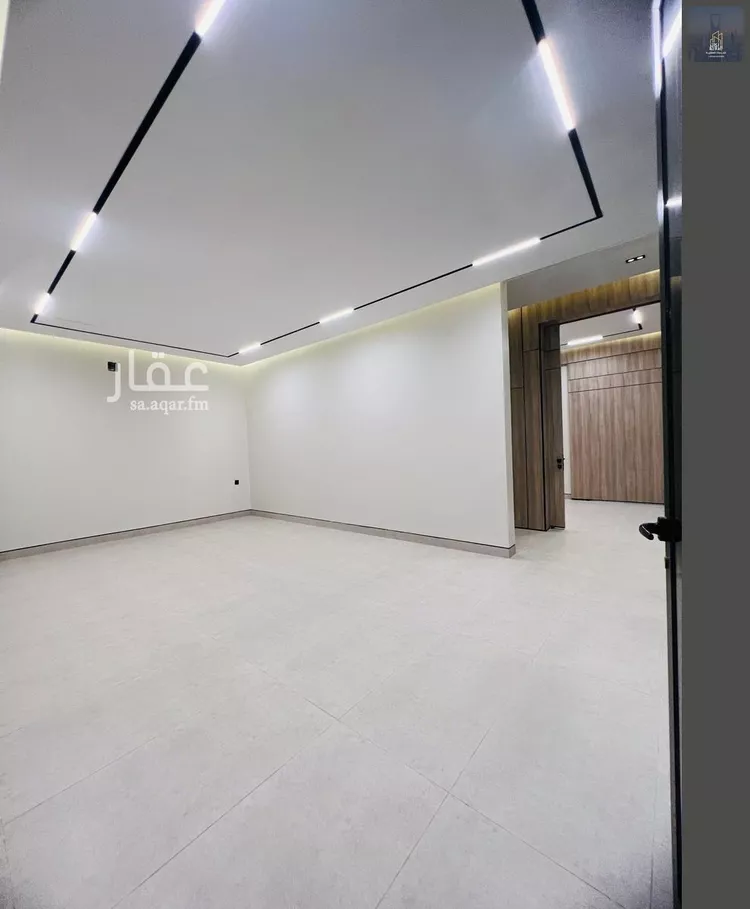 فيلا للبيع في شارع وادي الساحل, حي الرمال, مدينة الرياض, منطقة الرياض صورة 4