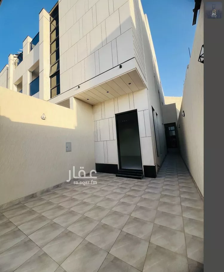 دور للبيع في شارع الغصون, حي الجنادرية, مدينة الرياض, منطقة الرياض صورة 5