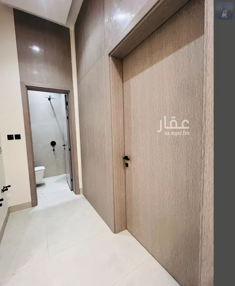 فيلا للبيع في شارع طريق خريص, حي الجنادرية, مدينة الرياض, منطقة الرياض صورة 3
