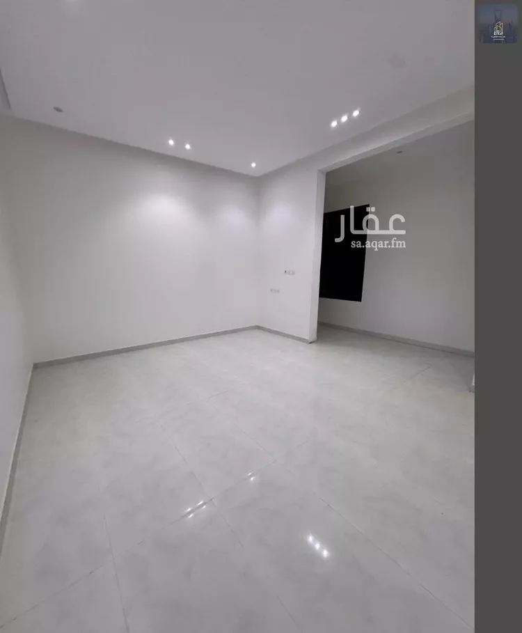 فيلا للبيع في شارع بوابه الشرق, حي الجنادرية, مدينة الرياض, منطقة الرياض صورة 2