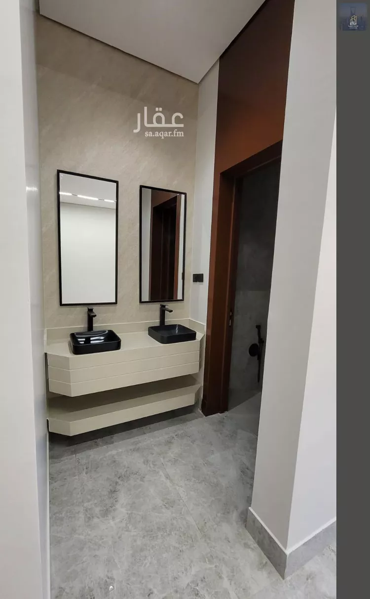 Floor for Sale in Riyadh Ash Sharq 9