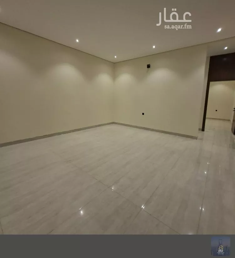 Villa for Sale in Riyadh Al Janadriyah 8