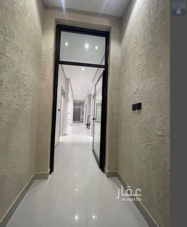 فيلا للبيع في شارع الحسن القرشي, حي البيان, مدينة الرياض, منطقة الرياض 15