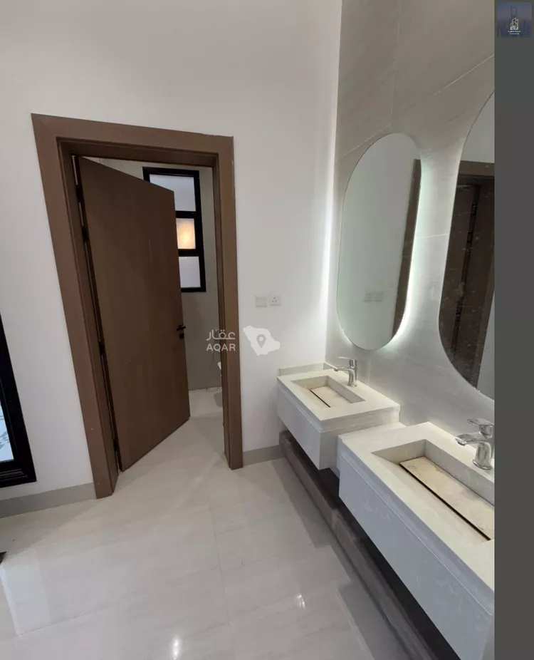 Villa for Sale in Riyadh Ar Rimal 7