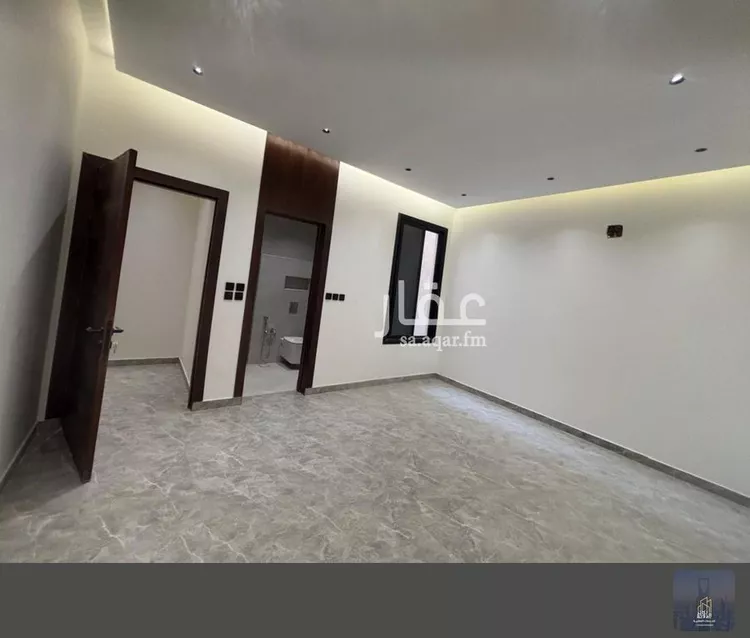 Floor for Sale in Riyadh Al Janadriyah 8