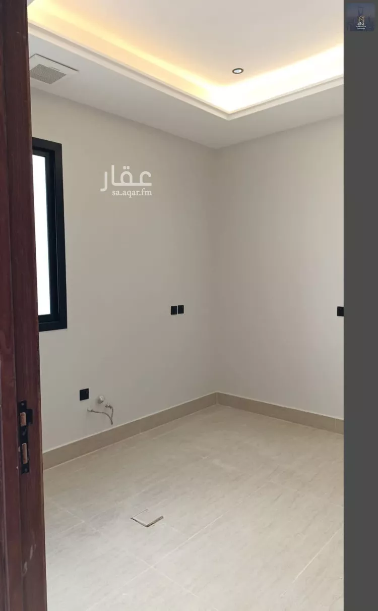 دور للبيع في شارع محمد الدمياطي, حي ديراب, مدينة الرياض, منطقة الرياض 8
