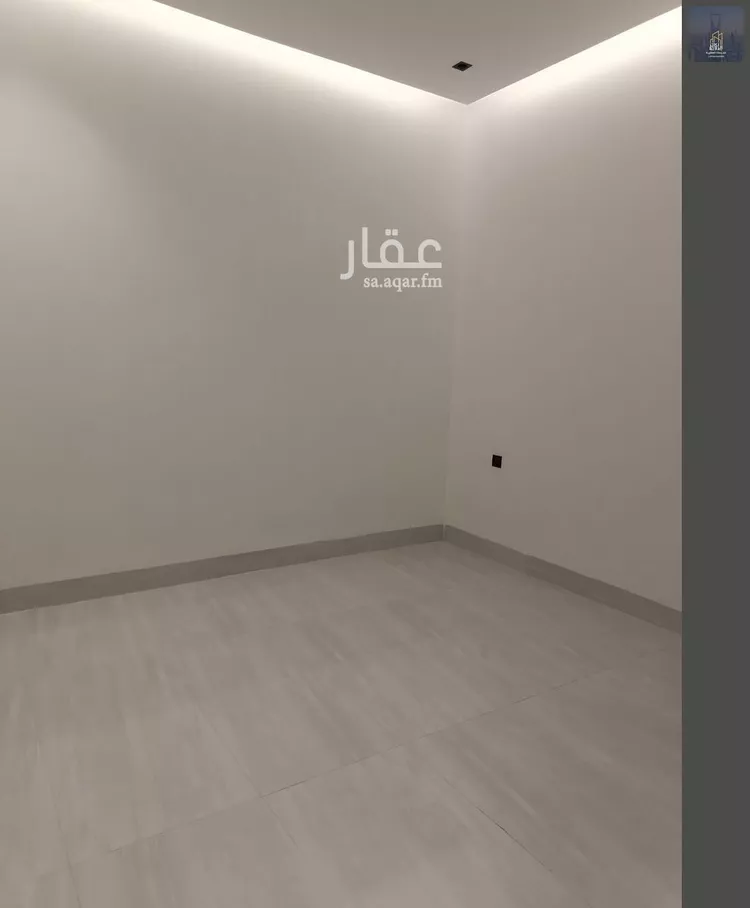 Floor for Sale in Riyadh Al Janadriyah 17