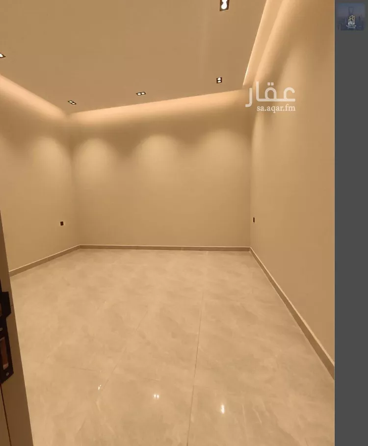 Floor for Sale in Riyadh Al Janadriyah 7